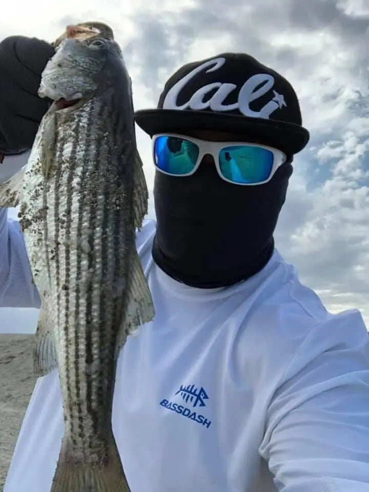 Bassdash Men's UV Sun Protection UPF 50+ Fishing Shirts Long Sleeve Tee