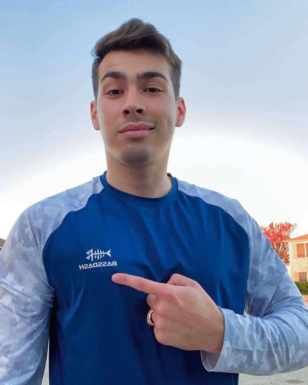 Camiseta de pesca Bassdash UPF 50 para hombre, camisa de manga larga de camuflaje, sudadera de secado rápido